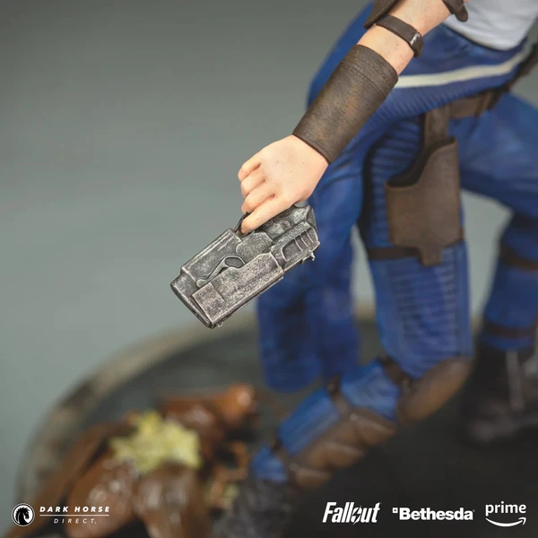 Soška Dark Horse Fallout (Amazon) - Lucy - Sochy a sošky - Obrázek 01K3000P01