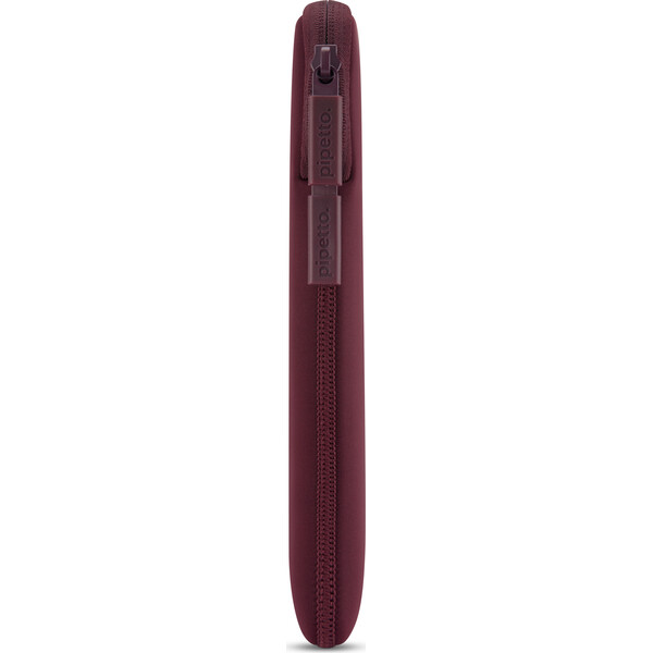 Pipetto Classic Fit Sleeve pouzdro pro MacBook Neo 13 burgundy - Pouzdra - Obrázek 04f72b580ba84c27bc1edfba9509f29b
