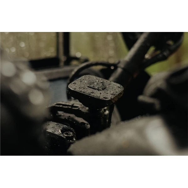 Peak Design Motorcycle Bar Mount V2 držák na motorku černý (bez nabíjení) - Držáky - Obrázek 06AE000P01