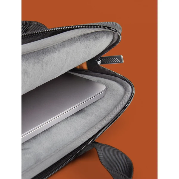 UNIQ Stockholm brašna pro notebook do 16” modrá - Brašny - Obrázek 0A3WF00101