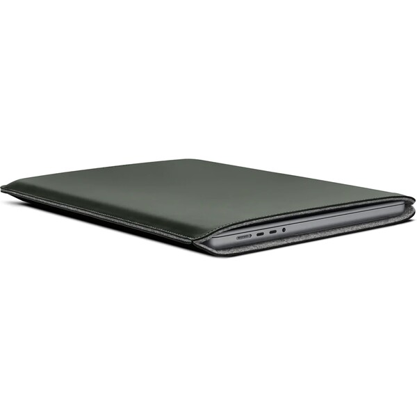 Woolnut Coated PU Sleeve pouzdro pro 16" MacBook Pro tmavě zelené