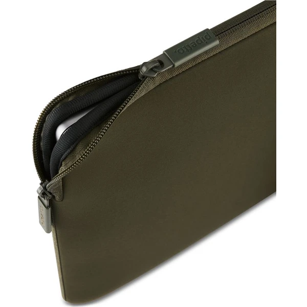 Pipetto Classic Fit Sleeve pouzdro pro MacBook 14"/13" tmavě zelené - Pouzdra - Obrázek 0ca0b0c8b4d9439da479606362528a61