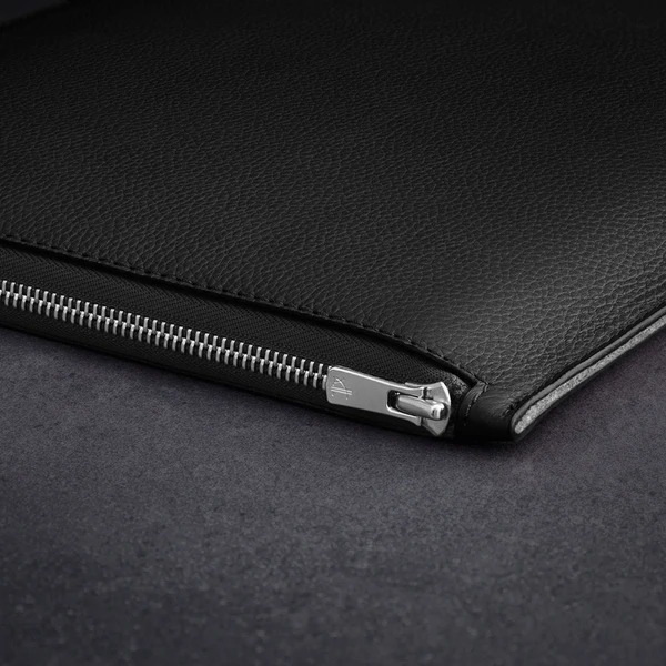Woolnut Leather Folio kožené pouzdro MacBook Pro 16" černé - Pouzdra - Obrázek 1DG7000601
