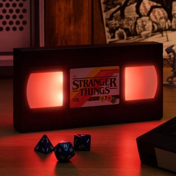 Světlo Stranger Things VHS - Lampičky - Obrázek 1G0VF00101