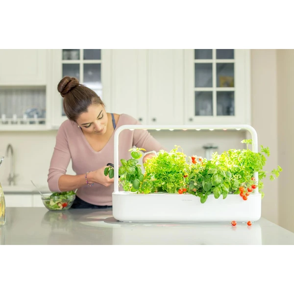 Click and Grow Smart Garden 9 PRO chytrý květináč bílý - Květináče - Obrázek 1MF3G00101