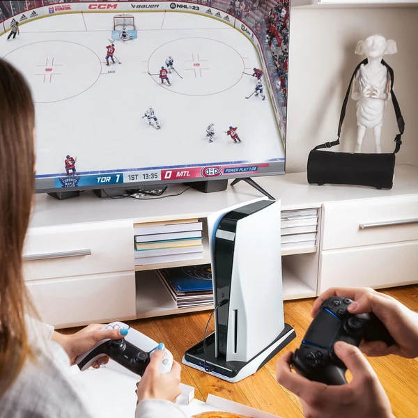 FIXED nabíjecí stanice s chlazením pro PlayStation 5 a DualSense černá - Dokovací stanice - Obrázek 1O1A700301