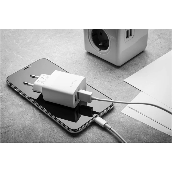 FIXED nabíječka s USB-A/USB-C kabelem, 1 m, 17W, bílá - Nabíječky - Obrázek 1c00103db9cb4c88a0de07b1d8661a84