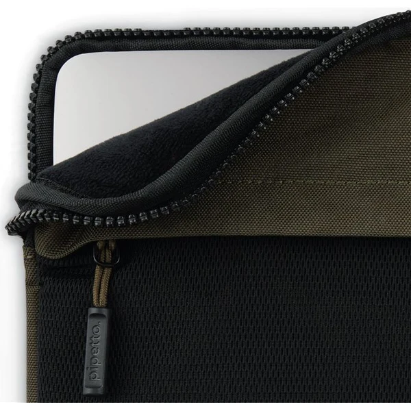 Pipetto Expand Sleeve pouzdro MacBook Pro 14"/MacBook Air 13.6" tmavě zelené - Pouzdra - Obrázek 204e6b3e455b4cdc9e3beb53bdc694a0
