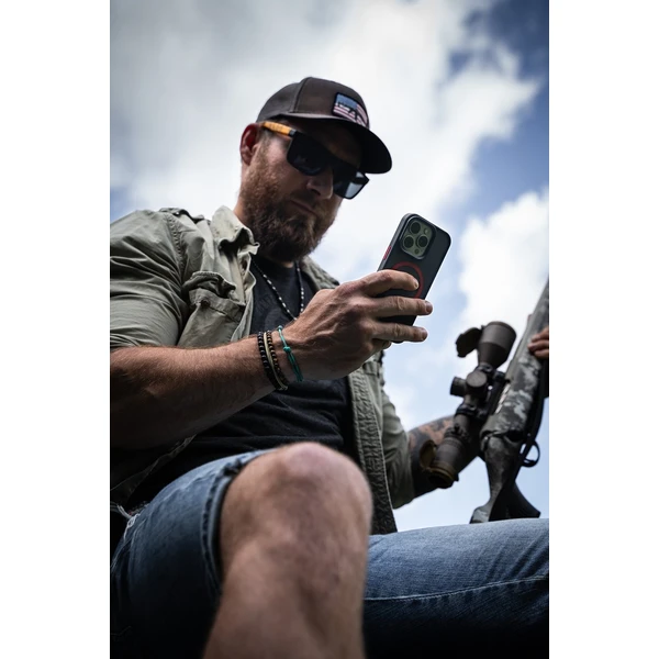 Tactical MagForce Hyperstealth 2.0 Kryt pro iPhone 16 Black/Red - Pouzdra - Obrázek 218589c8eb7f469098d54380de5c62e8