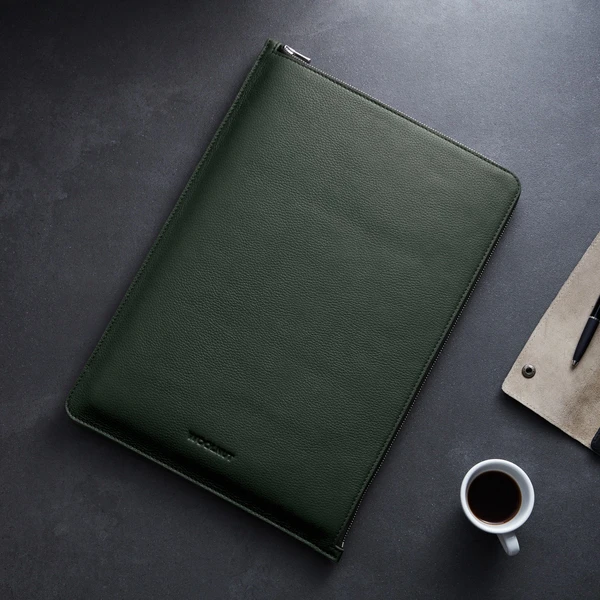 Woolnut Leather Folio kožené pouzdro MacBook Pro 16" tmavě zelené - Pouzdra - Obrázek 2EG7000601