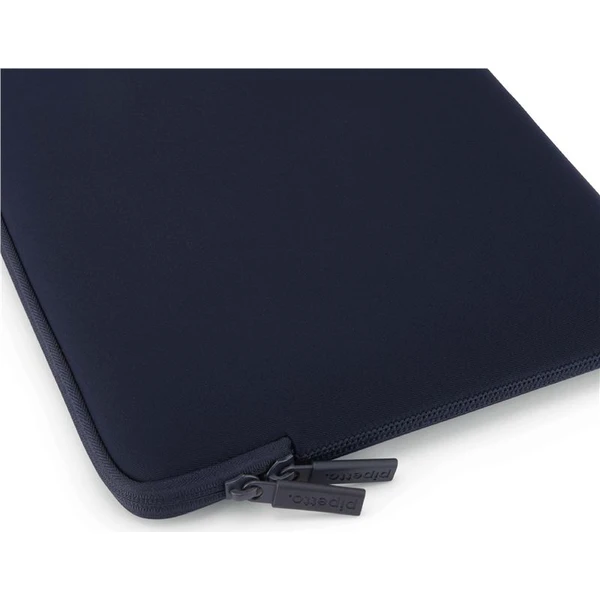 Pipetto Classic Fit Sleeve V2 pouzdro pro MacBook 14"/13" tmavě modré - Pouzdra - Obrázek 2fb343ff9a7f435d9d7c46eb213a5fe7