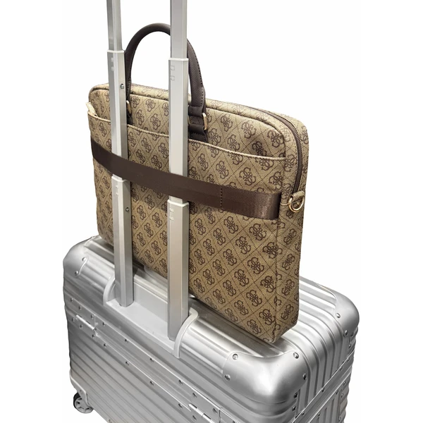 Guess PU 4G Stripe Metal Logo taška na notebook 16" hnědá - Pouzdra - Obrázek 36415692eafc4992bcece168aa6658e3