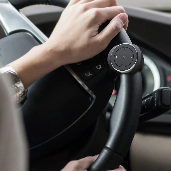 Satechi Bluetooth Media Button stříbrný - Ovladače - Obrázek 36BF000O01