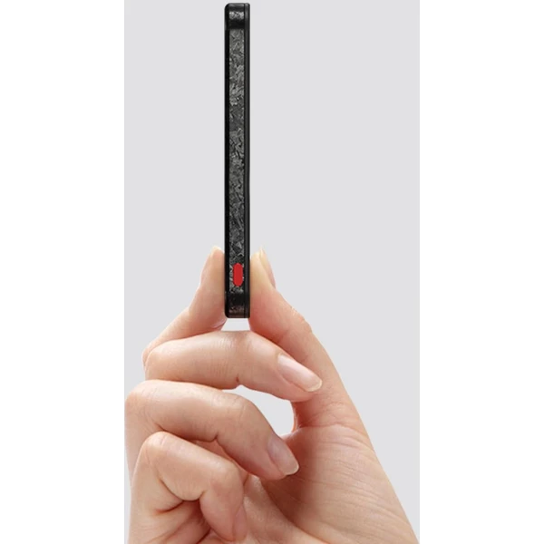 SHARGE C3 CarbonMag MagSafe powerbanka 5000mAh karbonová - Powerbanky - Obrázek 3a066e19d1844c52a799cc2366b8fa1c