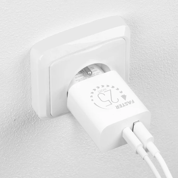 OBAL:ME nabíječka USB-A/USB-C (25W) bílá - Nabíječky - Obrázek 3b1d17d8e08d49a7a68f7905a1889f8b