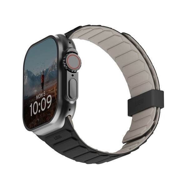 UAG Pathfinder řemínek Apple Watch 49/46/45/44/42mm černý/titan