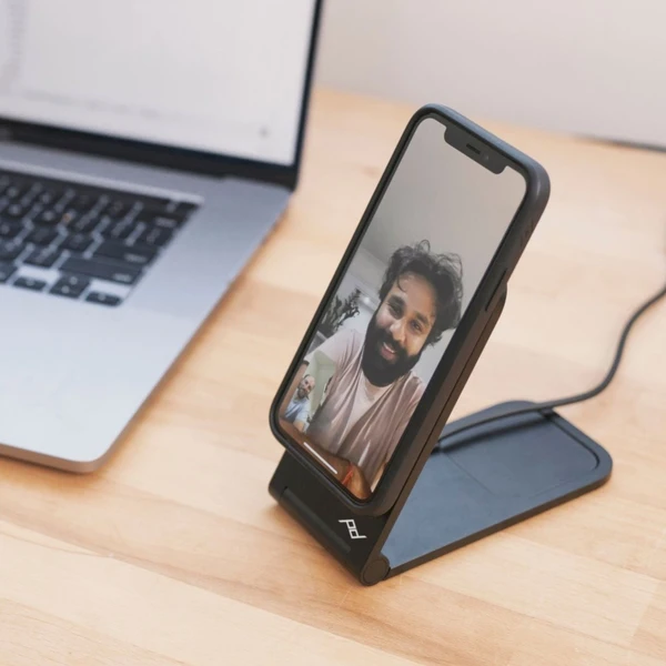Peak Design Wireless Charging Stand V2 MagSafe nabíjecí stojánek Qi2 černý - Nabíječky - Obrázek 41S5000J01