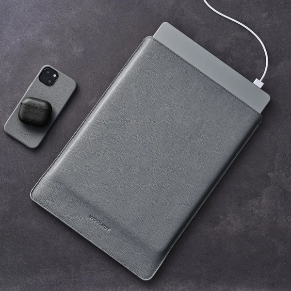 Woolnut kožené Sleeve pouzdro pro 16" MacBook Pro šedé - Pouzdra - Obrázek 47SR100501