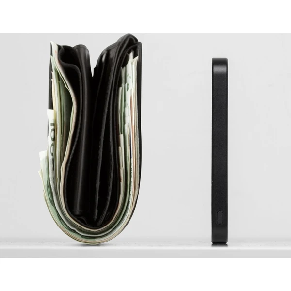 Native Union (Re)Classic MagSafe/Qi2 PowerBank 5000mAh černá - Powerbanky - Obrázek 4AIL000K01