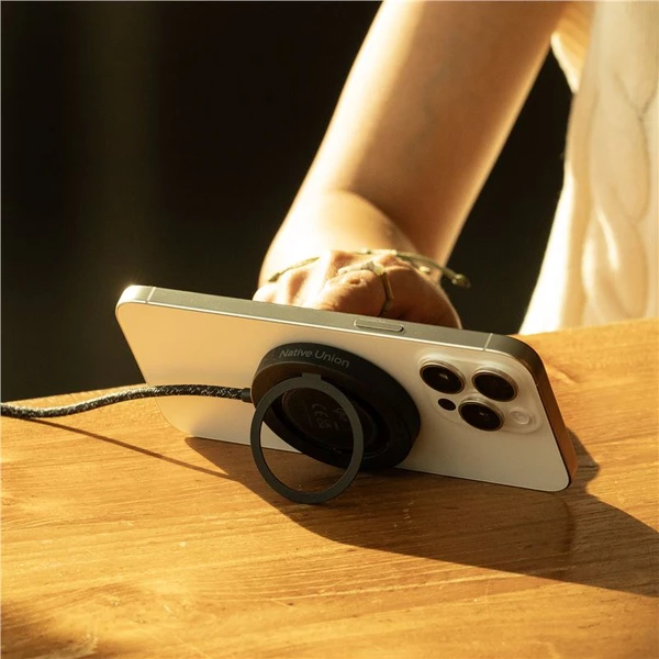 Native Union Snapstand Qi2 (MagSafe) bezdrátová nabíječka šedá - Nabíječky - Obrázek 4dad6b384af24b92a754940436fc5abd