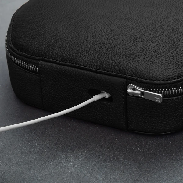 Woolnut Leather kožené pouzdro pro AirPods Max černé - Pouzdra - Obrázek 52KR100501