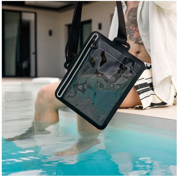 FIXED Dry Tab voděodolné pouzdro na tablet přes rameno černé - Pouzdra - Obrázek 56b5dd20d00c4b39bae45a2229c20a28