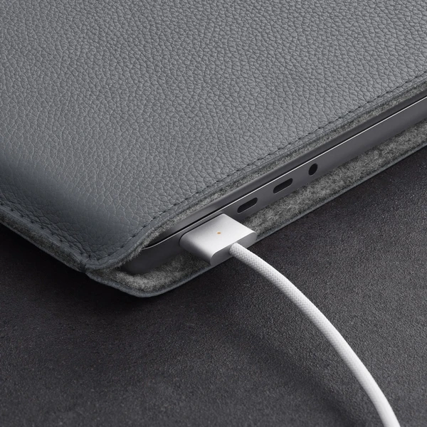 Woolnut kožené Sleeve pouzdro pro 16" MacBook Pro šedé - Pouzdra - Obrázek 57SR100501