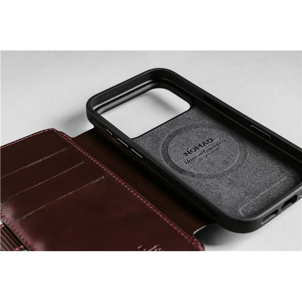 Nomad Modern Leather Folio (Horween) MagSafe kožené pouzdro iPhone 17 Pro Max Burgundy - Pouzdra - Obrázek 591c3ee300634d8291afcc2a1c99fa7a