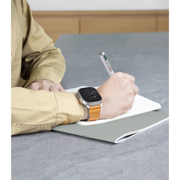 UNIQ Revix Premium Edition řemínek pro Apple Watch 49/46/45/44/42mm Saffron (oranžový/khaki) - Řemínky - Obrázek 593eb029f7fa40fca4250913b67411d0