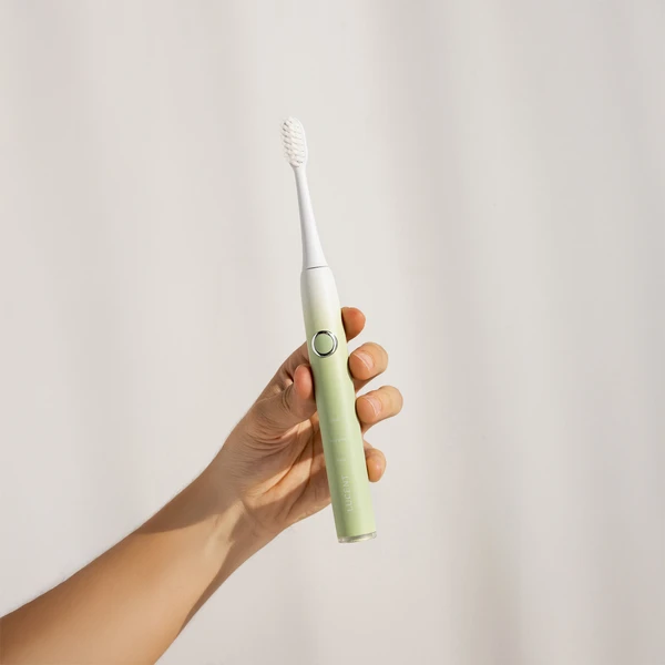 Be Lucent Spark Sonic Electric Toothbrush sonický zubní kartáček mentolový - Zubní kartáčky - Obrázek 5d3745967cc647b89cf7a6c38f9b7481