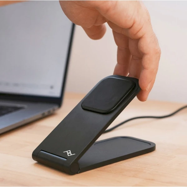 Peak Design Wireless Charging Stand V2 MagSafe nabíjecí stojánek Qi2 černý - Nabíječky - Obrázek 61S5000J01