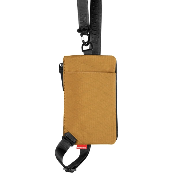SKINARMA Jager Clutch Crossbody taška Brown - Popruhy a crossbody - Obrázek 6537e6bd934b4b49be7551410dfcb7bb
