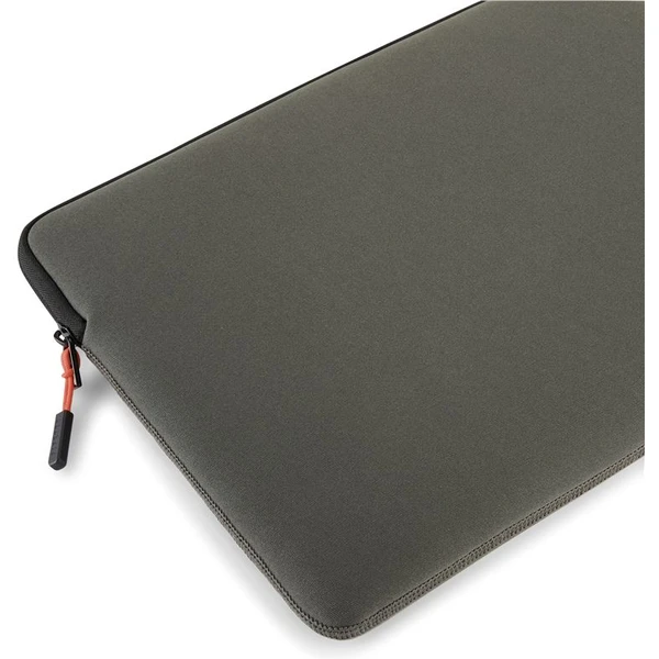 Pipetto Classic Fit Sleeve pouzdro pro MacBook 14"/13" tmavě zelené - Pouzdra - Obrázek 6c85a7eaa25f4a92b151105582d49c8b