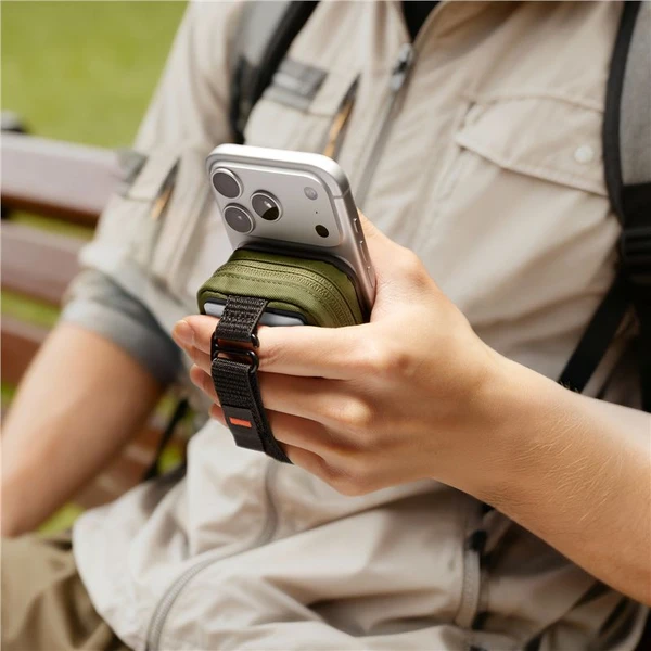 Spigen Portable Organizer Pouch TintapZip MagSafe organizér olivově zelený - Organizéry - Obrázek 6ce0e51ad0f944b8850a743f3075feea
