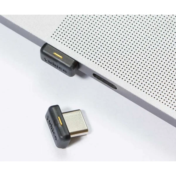YubiKey 5C Nano USB-C, klíč/token s vícefaktorovou autentizaci, podpora OpenPGP a Smart Card (2FA) - Ostatní - Obrázek 71CW000501
