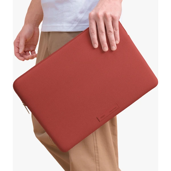 UNIQ Cyprus Ridge Edition neoprenové pouzdro pro MacBook/notebook (13”/14") Burnt Sienna - Pouzdra - Obrázek 75609f8677b24048b9d2138f537d2932