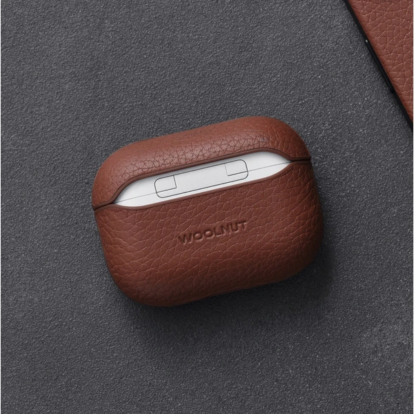 Woolnut Leather kožené pouzdro pro AirPods Pro 2. generace hnědé - Pouzdra - Obrázek 77KR100501