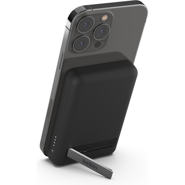 Belkin BoostCharge MagSafe powerbanka se stojánkem (5000mAh) černá