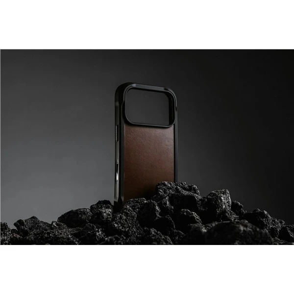 Nomad Rugged Leather Case (Horween) MagSafe kožený kryt iPhone 17 Pro Max Rustic Brown - Pouzdra - Obrázek 7b0a472a19c141d0b6efb0746a4a6ada