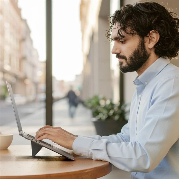 Spigen Slim Fold Laptop Stand LD201-S3 stojánek pro notebook/MacBook černý - Stojánky - Obrázek 810f1c02379d48498ea2f2909fe6d04f