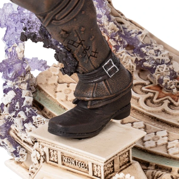Soška PureArts Assassin's Creed - 1/8 Animus Ezio 26 cm - Sochy a sošky - Obrázek 84DF000N01
