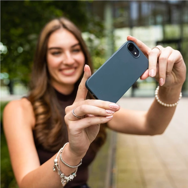 FIXED ReStory TPU recyklovaný kryt Apple iPhone 13 modrý - Pouzdra - Obrázek 88666cb7d5d046a89e485dd4d6f14eb3
