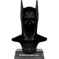 Replika helmy McFarlane Toys DC Direct Armored Batman (Batman and Robin) 19 cm - Repliky