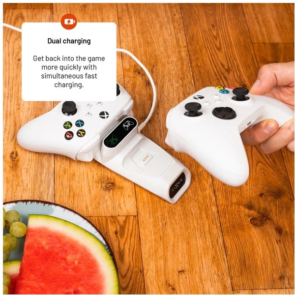 FIXED nabíjecí stanice pro ovladače k Xbox Series S, X a One, bílá - Nabíječky - Obrázek 8c784a5d1e304ad9b0dc433f9108b09c