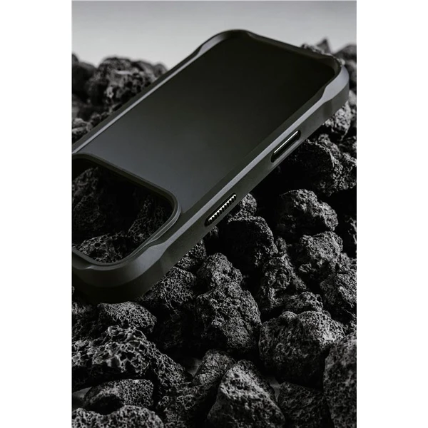 Nomad Rugged Leather Case (Horween) MagSafe kožený kryt iPhone 17 Pro Black - Pouzdra - Obrázek 8d556d38b7a34d77873b63bd7ccdf978