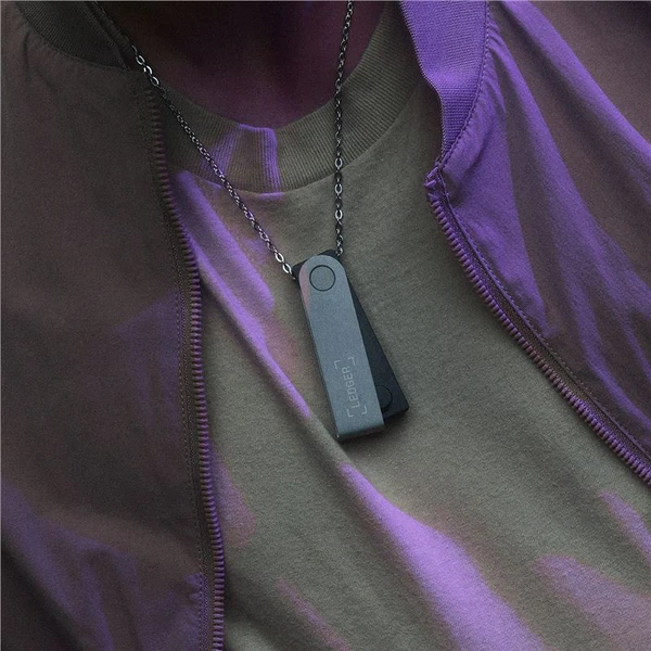 Ledger Nano S Plus krypto peněženka (Android/MacOS/Windows/Ubuntu) matně černá - Krypto peněženky - Obrázek 8fd50a10ae594ca1a54b5db750eff614