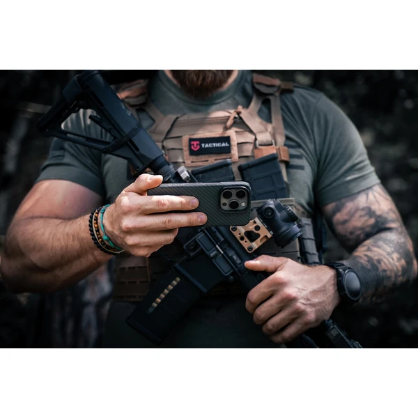 Tactical MagForce Aramid Kryt pro Apple iPhone 16 Pro Max černý - Pouzdra - Obrázek 9f830de0e8874e70955a0d246b325eb8