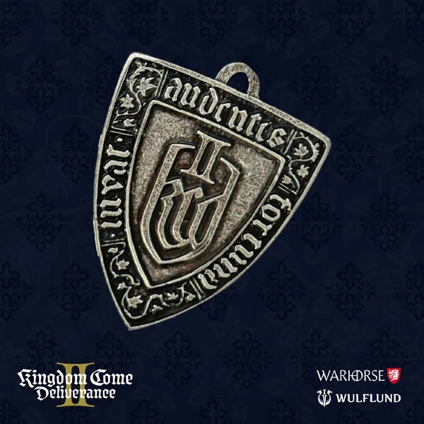 Kovový přívěsek Kingdom Come: Deliverance II štít se šňůrkou - Přívěsky a náhrdelníky - Obrázek B3CC000J01