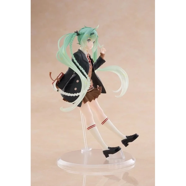 Figurka Taito Hatsune Miku - Hatsune Miku Fashion Preppy Ver. 18 cm            - Figurky - Obrázek BLPN000K01