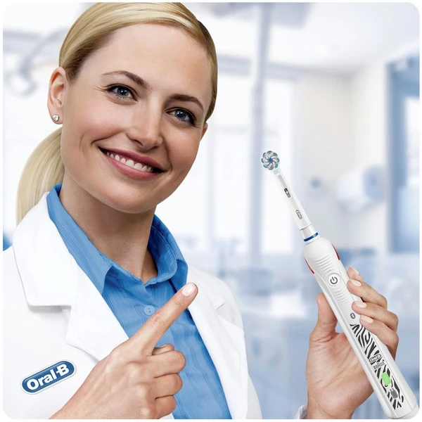 Oral-B Teen zubní kartáček pro juniory bílý - Zubní kartáčky - Obrázek C9HW400301